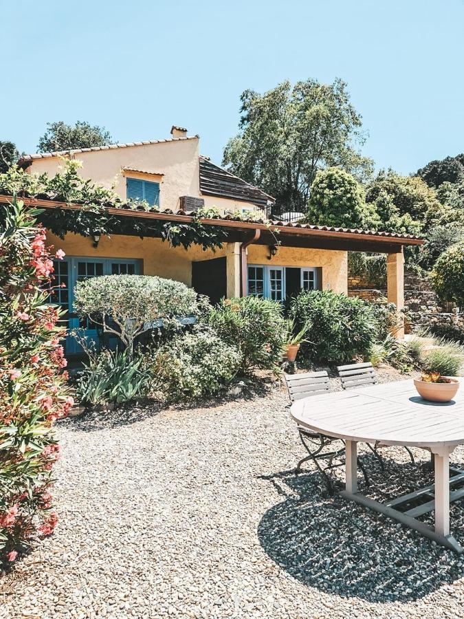 Ferienwohnung Le Mouron Rouge La Garde-Freinet Exterior foto
